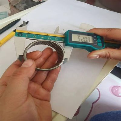P6 精度評価針のローラーベアリング F209086 45*52*22mm 印刷機用
